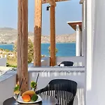 Mersina Exclusive Naousa