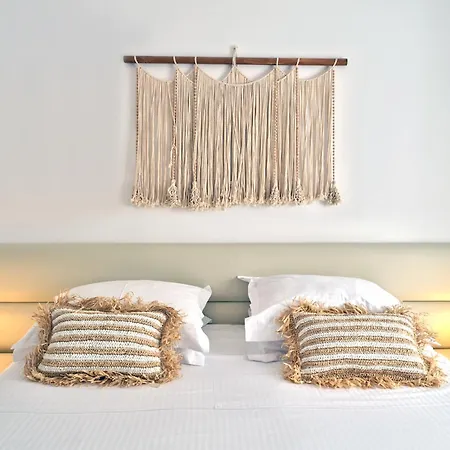 メルシナ エクスクルーシブ ナウサ