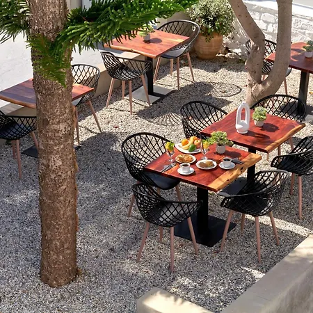 Mersina Exclusive מלון דירות