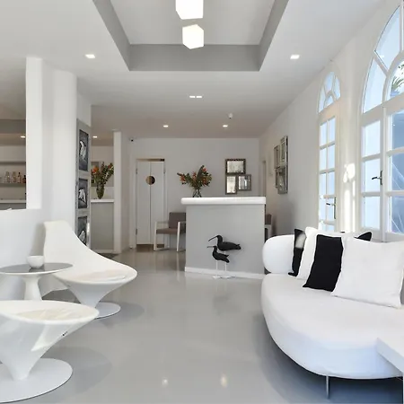 アパートホテル メルシナ エクスクルーシブ 3*