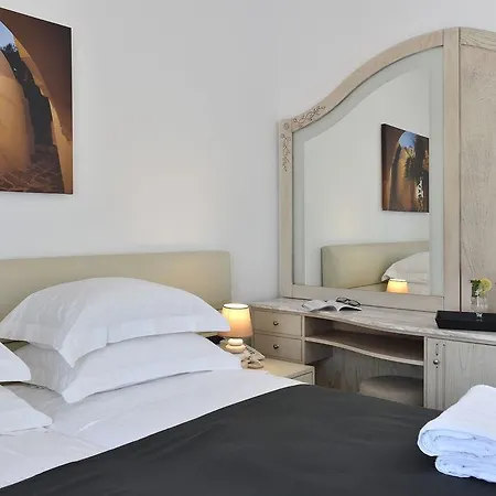 メルシナ エクスクルーシブ アパートホテル 3*