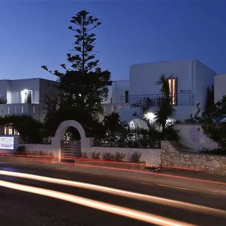 メルシナ エクスクルーシブ アパートホテル