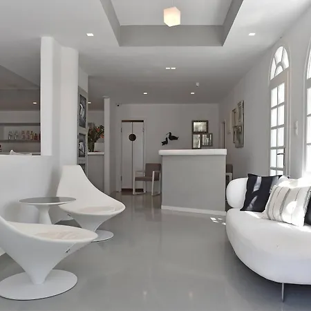 アパートホテル メルシナ エクスクルーシブ 3*