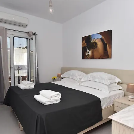 Mersina Exclusive נאוסה