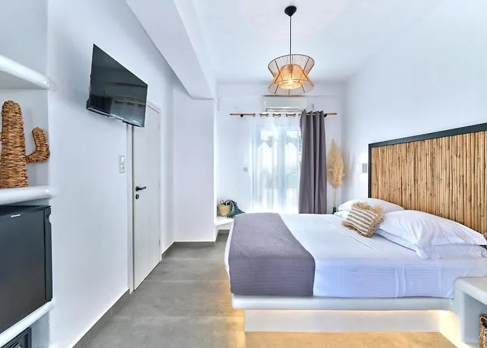 Mersina Exclusive Naousa (Paros)